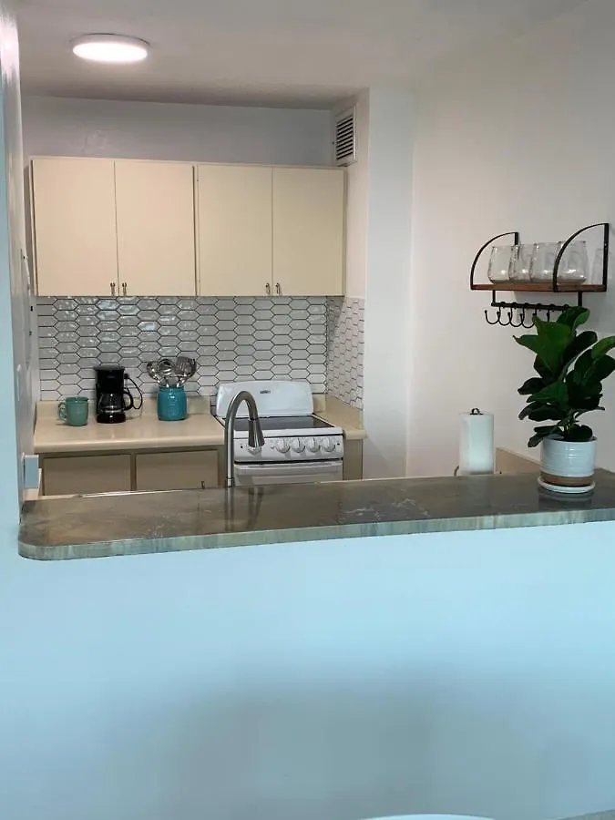 Luquillo Beach & Ocean Breeze Апартаменты