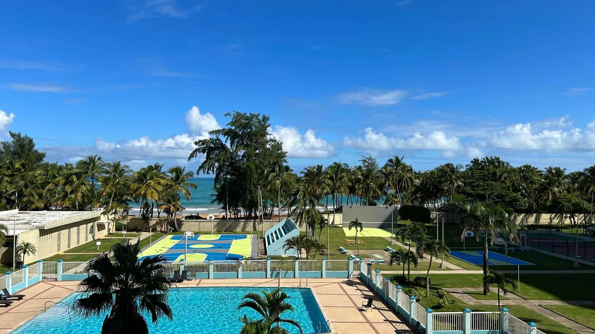 Luquillo Beach & Ocean Breeze Пуэрто-Рико